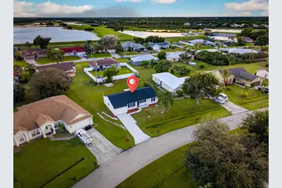 2557 SE Robin Circle, Port Saint Lucie, FL 34952 - Photo 35