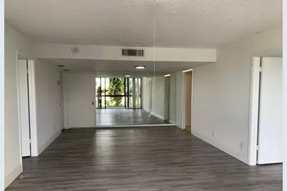 2425 Presidential Way #202, West Palm Beach, FL 33401 - Photo 7