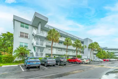 101 Royal Park Drive #1C, Oakland Park, FL 33309 - Photo 1
