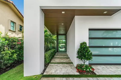 326 NE Wavecrest Way, Boca Raton, FL 33432 - Photo 5
