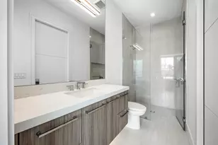 326 NE Wavecrest Way, Boca Raton, FL 33432 - Photo 33