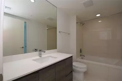 1100 S Miami Avenue #2204, Miami, FL 33130 - Photo 9