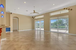 9974 Mantova Dr, Lake Worth, FL 33467 - Photo 7