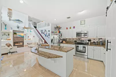 7202 Catalina Isle Drive, Lake Worth, FL 33467 - Photo 5