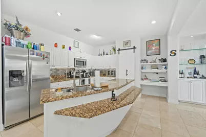 7202 Catalina Isle Drive, Lake Worth, FL 33467 - Photo 17