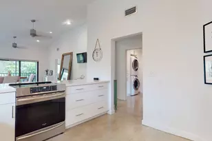 1101 Duncan Cir, Palm Beach Gardens, FL 33418 - Photo 23