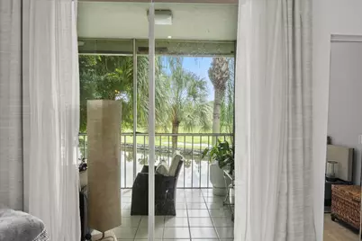 10184 Andover Coach Circle #H1, Lake Worth, FL 33449 - Photo 11