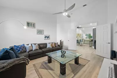 10184 Andover Coach Circle #H1, Lake Worth, FL 33449 - Photo 15