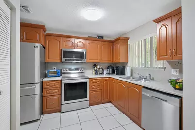 1469 Sussex Drive, North Lauderdale, FL 33068 - Photo 5