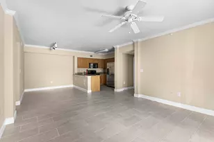 6450 Emerald Dunes Dr, West Palm Beach, FL 33411 - Photo 15