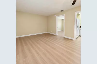 815 Middle River Drive #110, Fort Lauderdale, FL 33304 - Photo 3