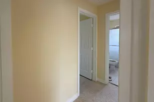 531 SW 11th Ave, Hallandale Beach, FL 33009 - Photo 25
