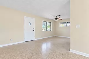 531 SW 11th Ave, Hallandale Beach, FL 33009 - Photo 15