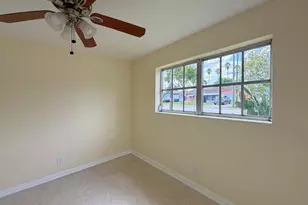 531 SW 11th Ave, Hallandale Beach, FL 33009 - Photo 23