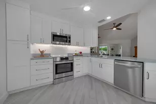 129 Stillwater Cir, Jupiter, FL 33458 - Photo 7