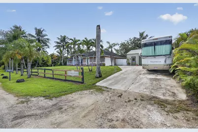 10920 Barn Road, Lake Worth, FL 33449 - Photo 5