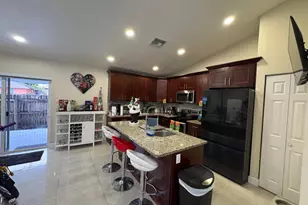 3941 Tropical Wy, Palm Springs, FL 33461 - Photo 11