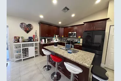 3941 Tropical Way, Palm Springs, FL 33461 - Photo 15