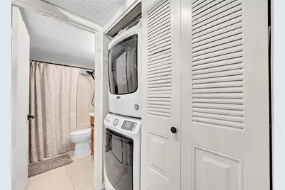 8592 W Sunrise Boulevard #Unit 206, Plantation, FL 33322 - Photo 15