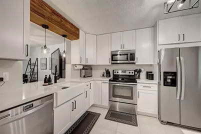 8592 W Sunrise Boulevard #Unit 206, Plantation, FL 33322 - Photo 7