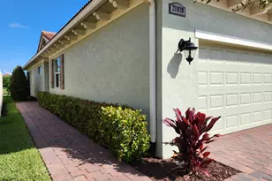 21029 SW Modena Wy, Port Saint Lucie, FL 34986 - Photo 3