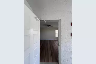 1002 Green Pine Boulevard #F2, West Palm Beach, FL 33409 - Photo 13