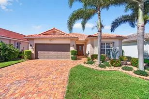 10398 Utopia Cir E, Boynton Beach, FL 33437 - Photo 5