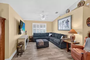 10398 Utopia Cir E, Boynton Beach, FL 33437 - Photo 15