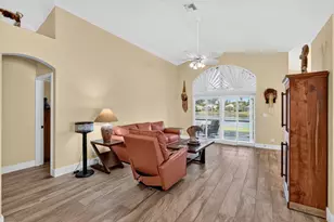 10398 Utopia Cir E, Boynton Beach, FL 33437 - Photo 19