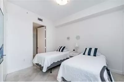 18101 Collins Avenue #1604, Sunny Isles Beach, FL 33160 - Photo 17