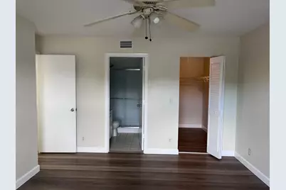 1002 Green Pine Boulevard #F2, West Palm Beach, FL 33409 - Photo 7