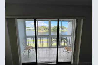 1002 Green Pine Boulevard #F2, West Palm Beach, FL 33409 - Photo 17