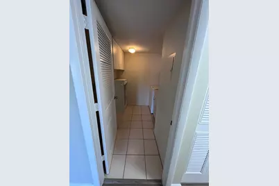 1002 Green Pine Boulevard #F2, West Palm Beach, FL 33409 - Photo 3