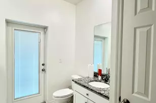 103 SW Grove Ave, Port Saint Lucie, FL 34983 - Photo 9