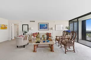 2480 Presidential Way, West Palm Beach, FL 33401 - Photo 3