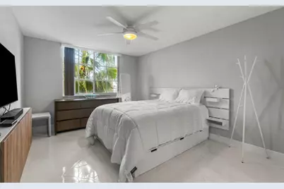 180 Yacht Club Way #102, Hypoluxo, FL 33462 - Photo 17