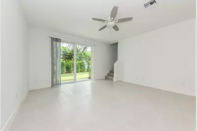 4547 Hollister Avenue, Lake Worth, FL 33463 - Photo 5