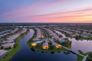 8397 Rosalie Ln, Wellington, FL 33414 - Photo 5