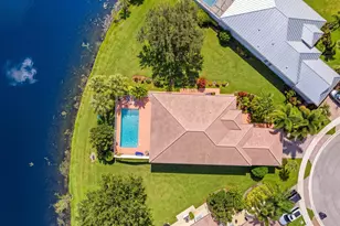 8397 Rosalie Ln, Wellington, FL 33414 - Photo 7