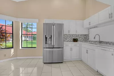 7744 Lexington Club Boulevard, Delray Beach, FL 33446 - Photo 9