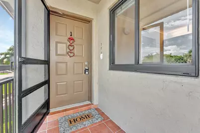 334 Lakeview Drive #204, Weston, FL 33326 - Photo 13