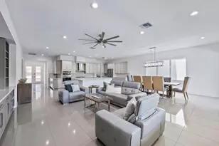 8604 Dumford Ln, Lake Worth, FL 33467 - Photo 9