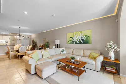 10665 Royal Caribbean Circle, Boynton Beach, FL 33437 - Photo 9