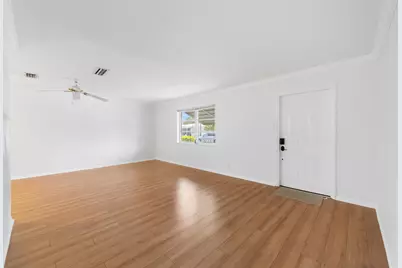 6995 NW 10th Court, Margate, FL 33063 - Photo 13