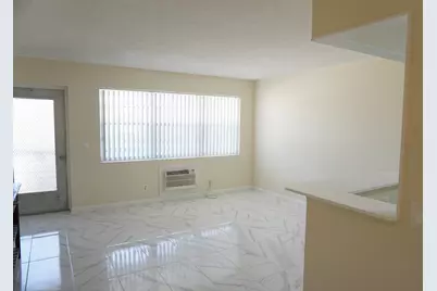 33 Windsor B, West Palm Beach, FL 33417 - Photo 3