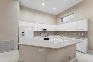 6947 Fairway Lakes Dr, Boynton Beach, FL 33472 - Photo 9