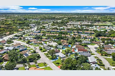 1633 Woods Bend Road, West Palm Beach, FL 33406 - Photo 27