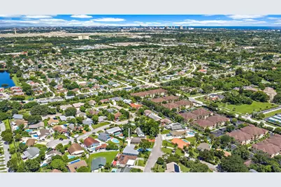 1633 Woods Bend Road, West Palm Beach, FL 33406 - Photo 25