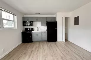 225 S F St, Lake Worth Beach, FL 33460 - Photo 11