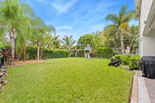 6088 SE Crooked Oak Ave, Hobe Sound, FL 33455 - Photo 9